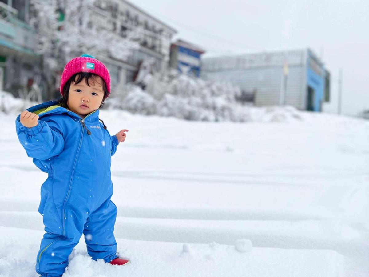 Ishiuchi Ski Center Minamiuonuma Exterior foto